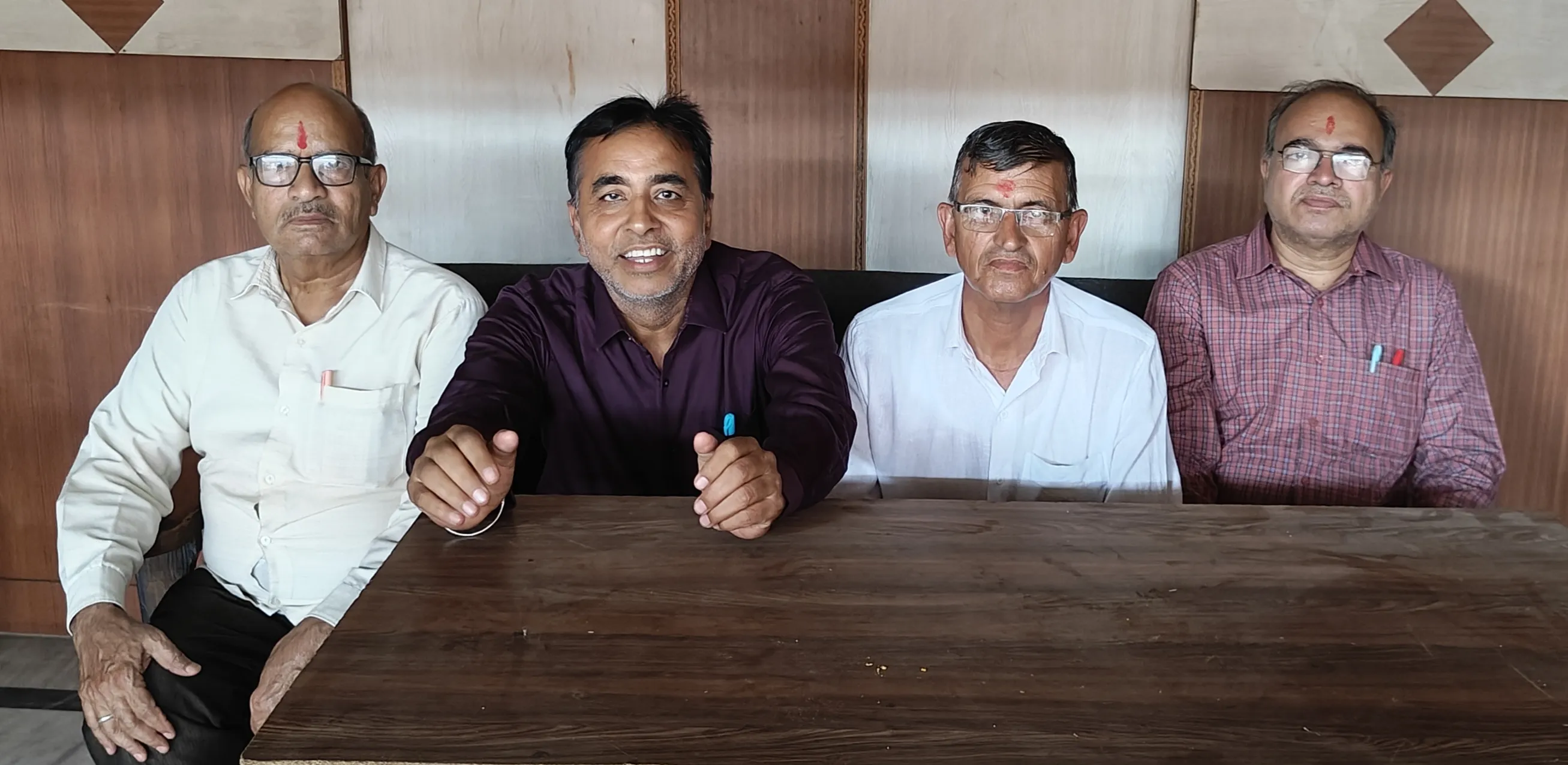 शिक्षक समस्याओं पर महासंघ ने साधा संवाद; श्रीडूंगरगढ़ में ब्लॉक स्तरीय बैठक में सदस्यता अभियान को समयबद्ध पूर्ण करने का आव्हान