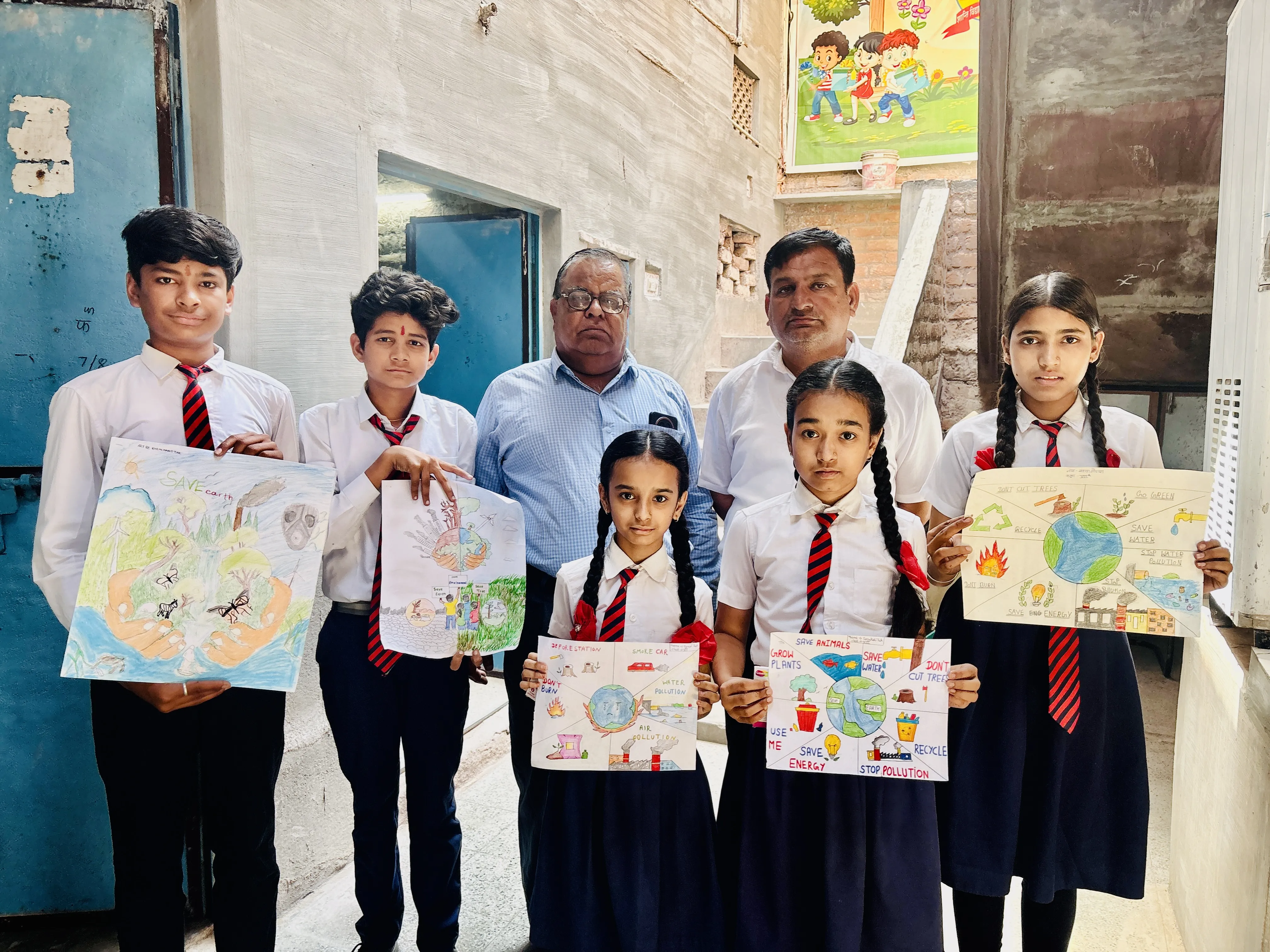 पृथ्वी दिवस पर चित्रकला प्रतियोगिता, विद्यार्थियों ने दिया पर्यावरण संरक्षण का संदेश