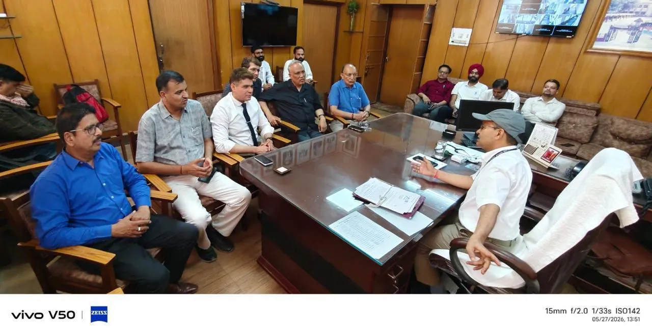 एसपी मेडिकल कॉलेज में सम्पन्न हुई 12वें अंतरराष्ट्रीय योग दिवस आयोजन समिति की बैठक