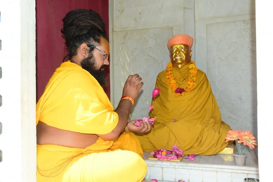 स्टालिन के बयान का बीकानेर में विरोध, राष्ट्रीय संत श्री सरजूदास जी महाराज ने कहा- सनातन का अपमान स्वीकार नहीं