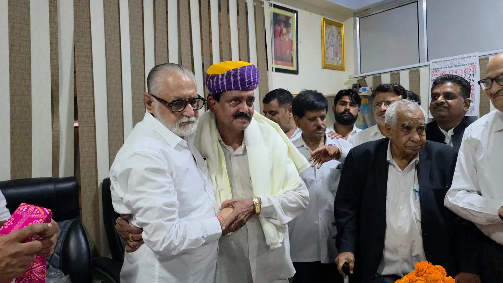 एडवोकेट कुलदीप कुमार शर्मा लगातार तीसरी बार बार काउंसिल ऑफ राजस्थान के सदस्य निर्वाचित, बीकानेर पहुंचने पर बार एसोसिएशन ने किया भव्य स्वागत