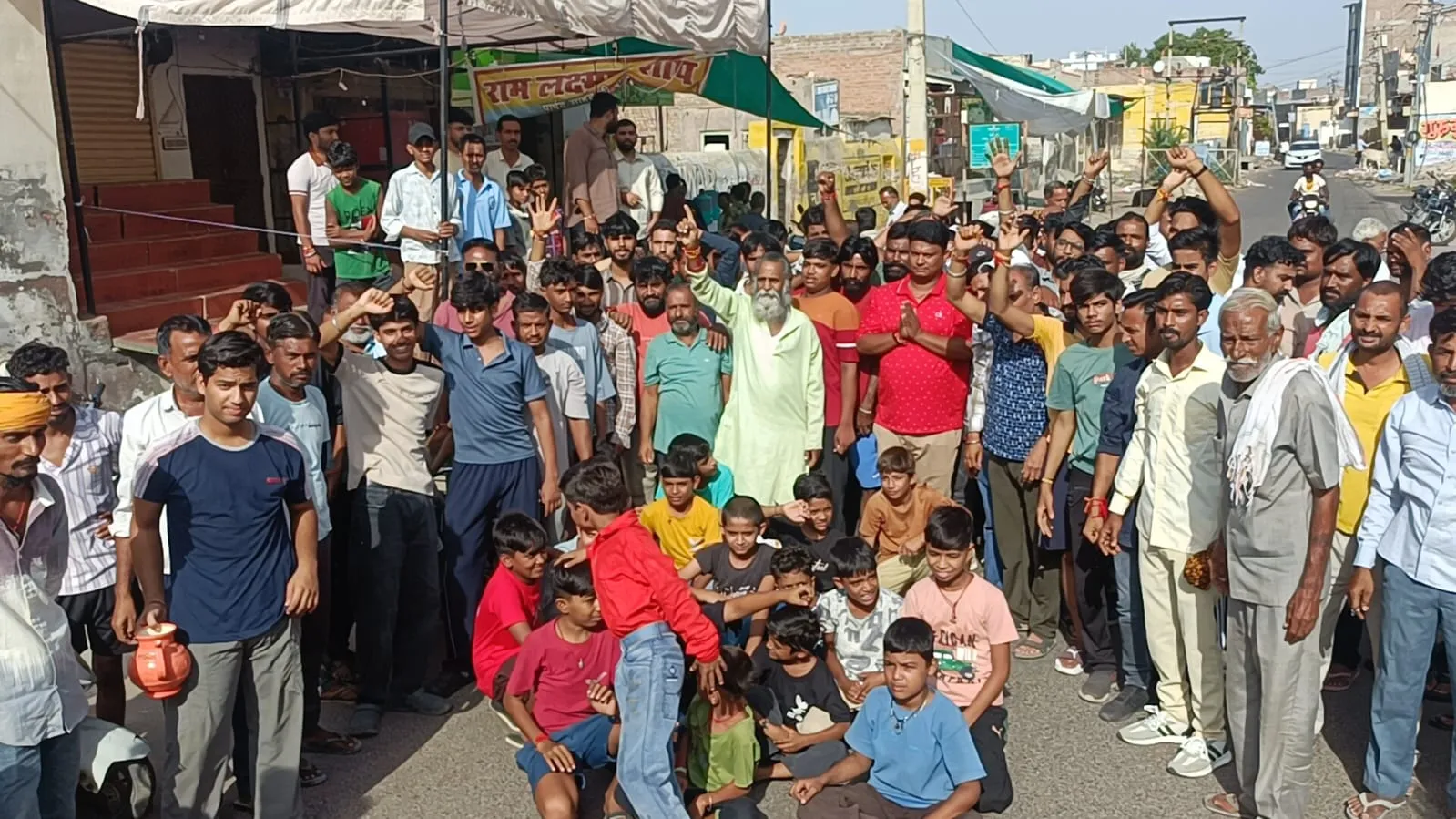 वार्ड 22 में सुगबुगाहट तेज: पूर्व पार्षद प्रतीक स्वामी को टिकट न मिलने की चर्चाओं से समर्थकों में नाराजगी, निर्दलीय चुनाव लड़ने की उठी मांग