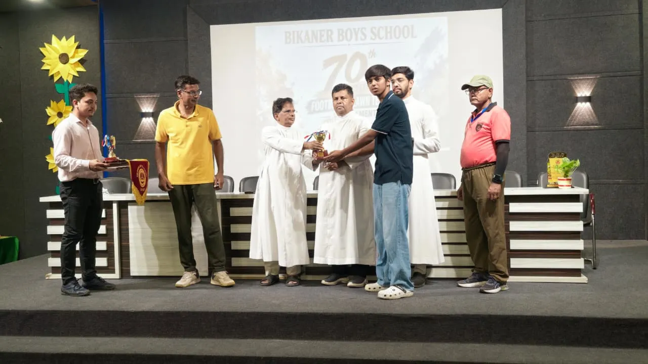 जिला स्तरीय लॉन टेनिस प्रतियोगिता में प्रियांश खत्री ने हासिल किया द्वितीय स्थान