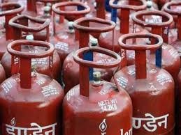 घरेलू रसोई गैस के दुरूपयोग के खिलाफ की कार्यवाही